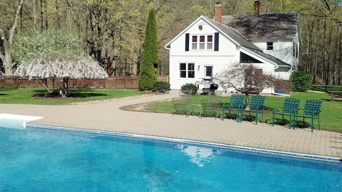 Granby Other | The Cliffview Farmhouse in the Heart of Horse Country!