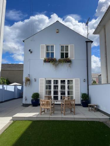 Montpellier House | The Coach House
