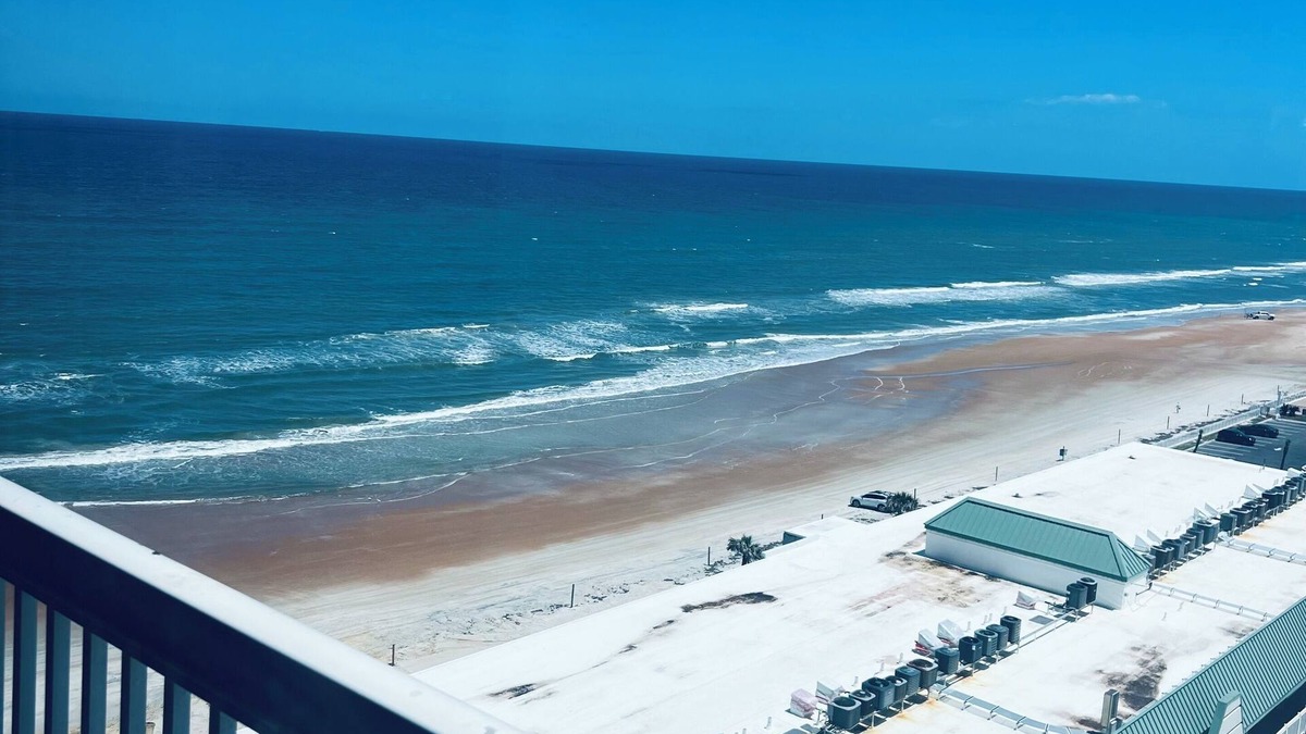 Ortona Park Condo | The Coastline Ocean View Condo