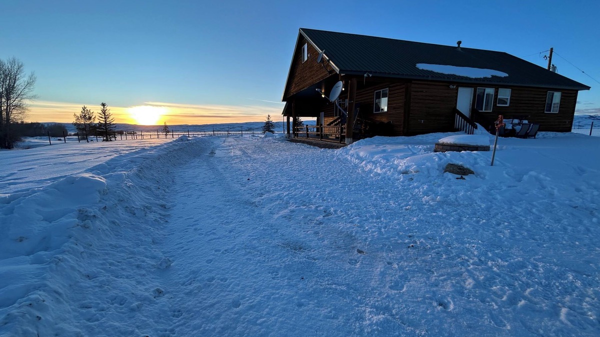 Geneva Cabin | The Cokeville Cabin & Ranch - 100 Acres of Solitude