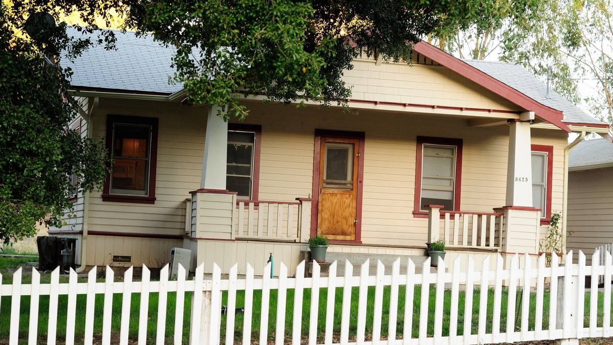 Atascadero Cottage | The Colony Cottage - Rural setting close to town.