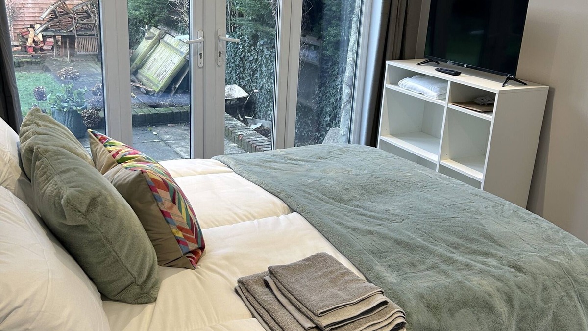 Kings Langley Bed & Breakfast | The Coniston Rooms