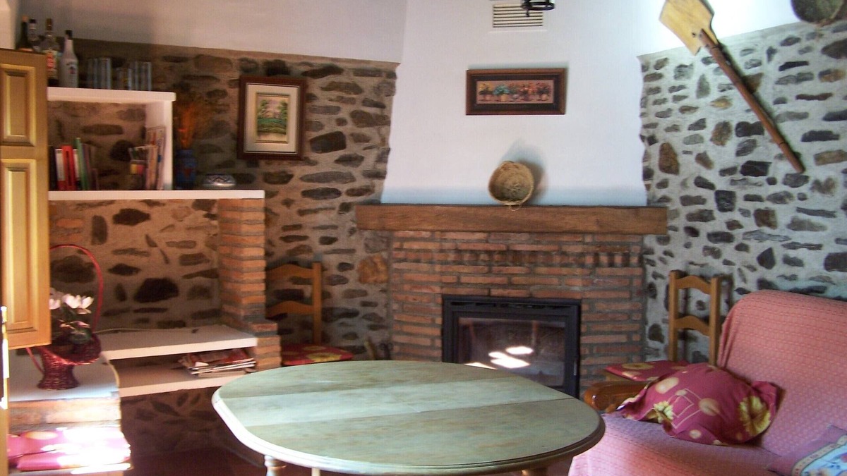 Niguelas Cottage | The Corral de Serafín 2-14 places