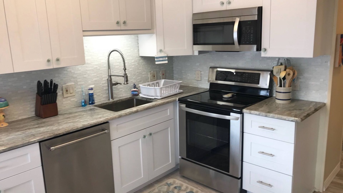 Nettles Island House | The Cottage II is a 2 bedroom 1 bath home with all the comforts home.