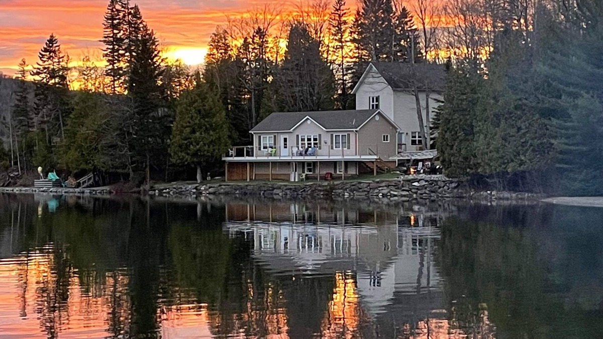 Madawaska County Cottage | The cottage life, cozy home on Lac Baker,NB.Come relax with the entire family.