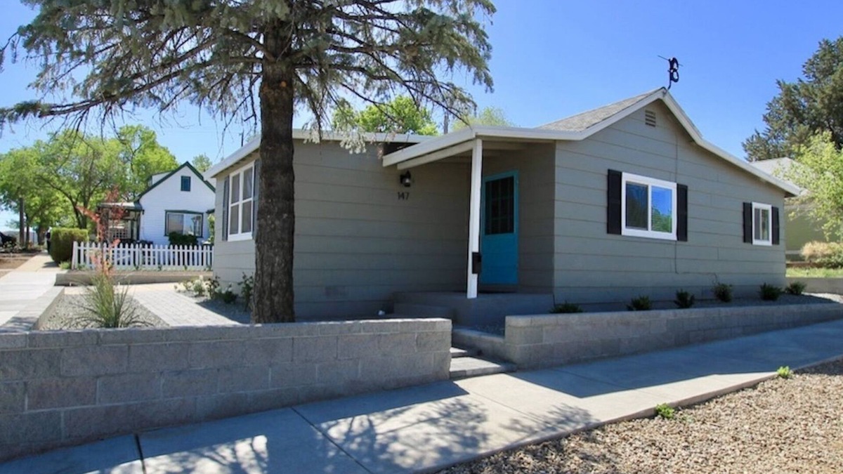 Prescott House | "The Cottage off Whiskey" in historic downtown Prescott
