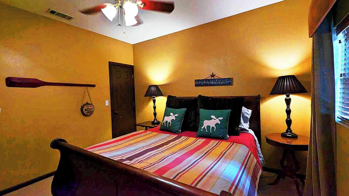 Palisades Bed & Breakfast | The Cottonwood Cabin at Starlight Canyon Bed & Breakfast