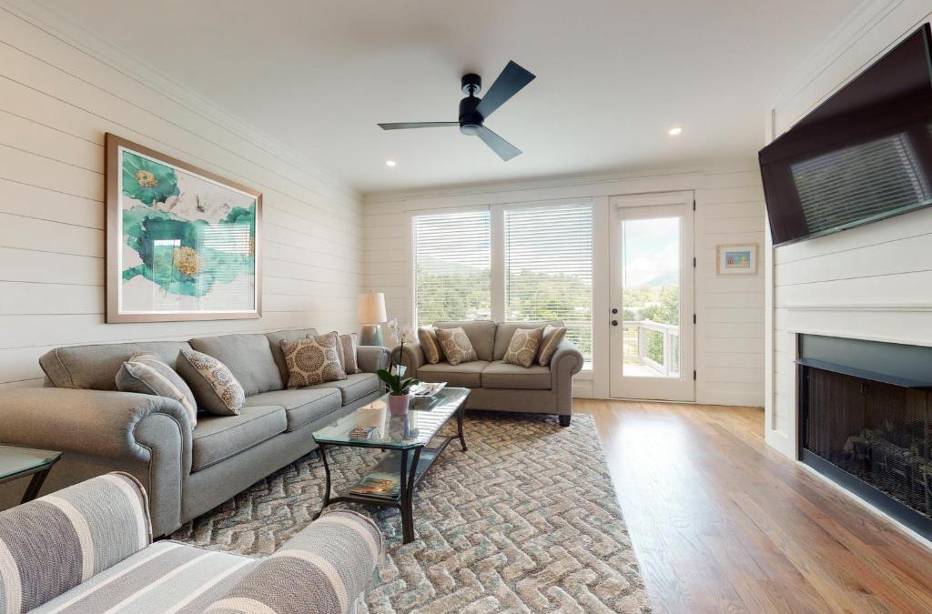 Clayton House | The Cottonwood