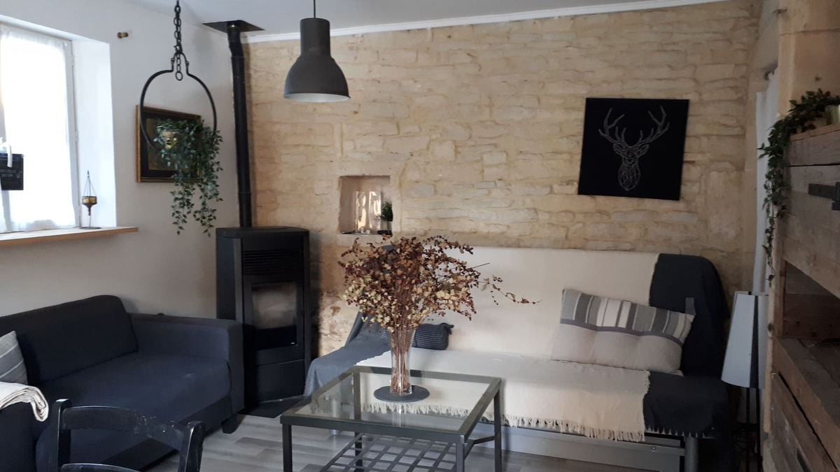 Colombiers-sur-Seulles House | The countryside by the sea