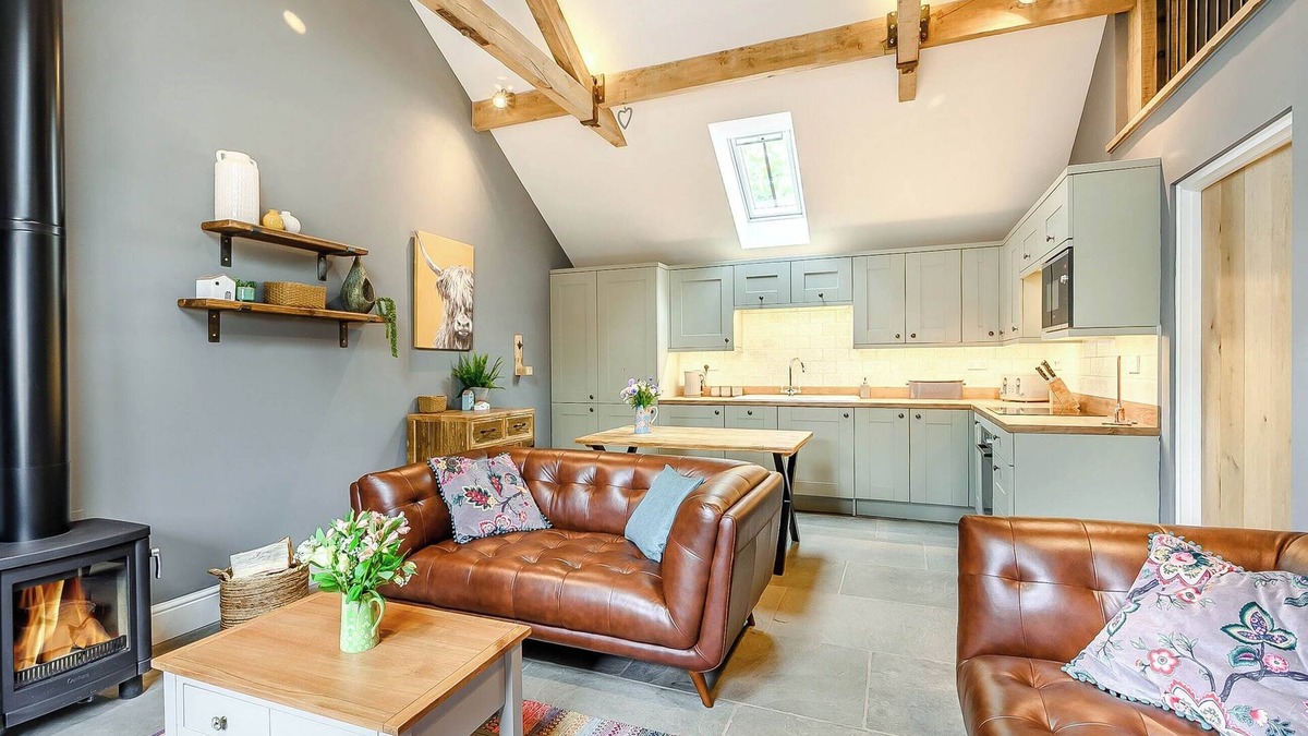 South Littleton Cottage | The Cow Shed - UK38575