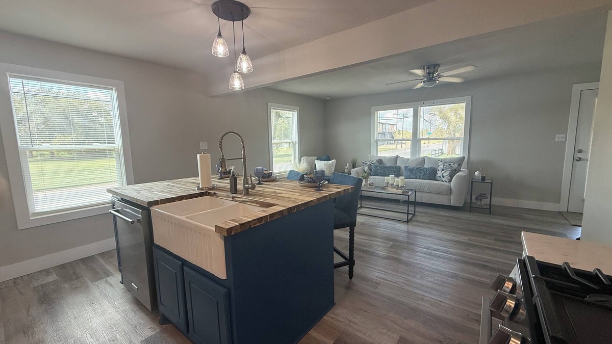Lubbock House | The Cozy Corner Cottage