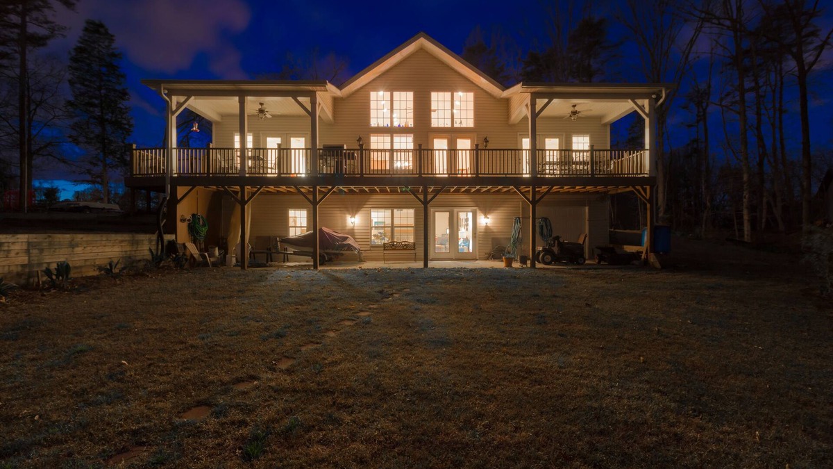 Bowling Green House | The Cozy Cove - Lake House on Lake Wylie Nc