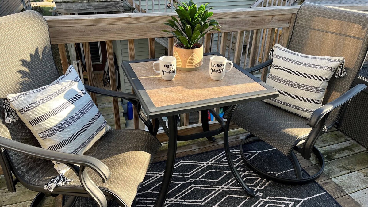 Gold Coast Cottage | The Cozy Seahorse Cottage, a few steps to the beach!