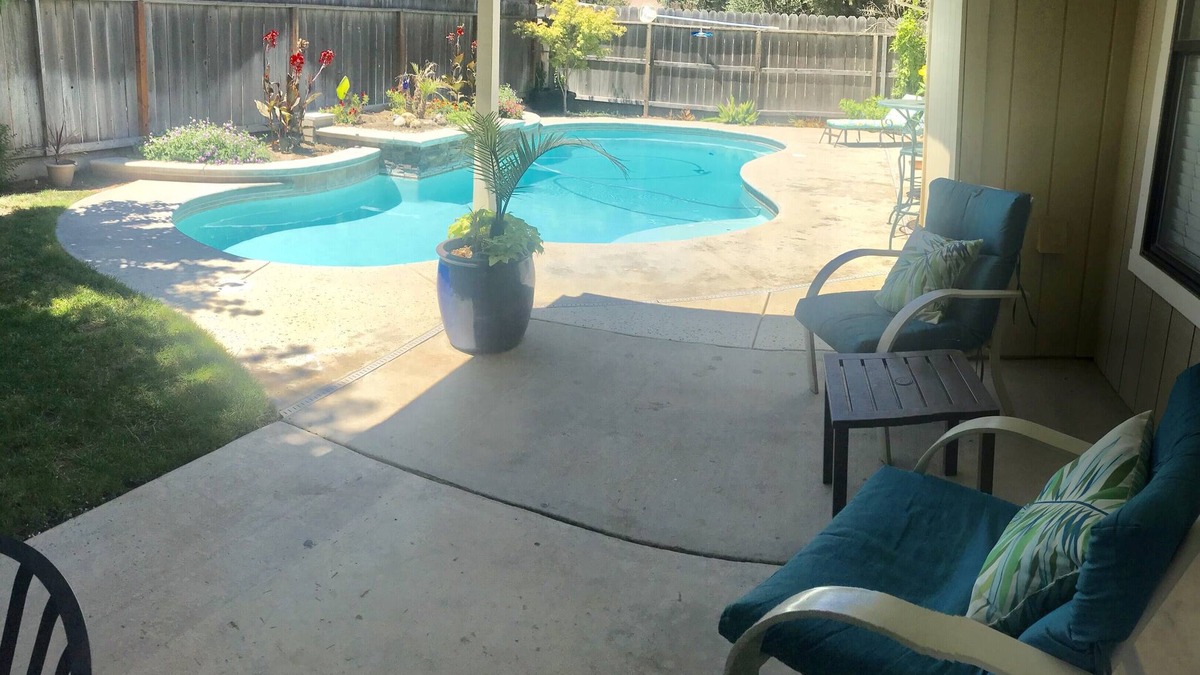 Oakdale House | The COZY SPOT - Oakdale!