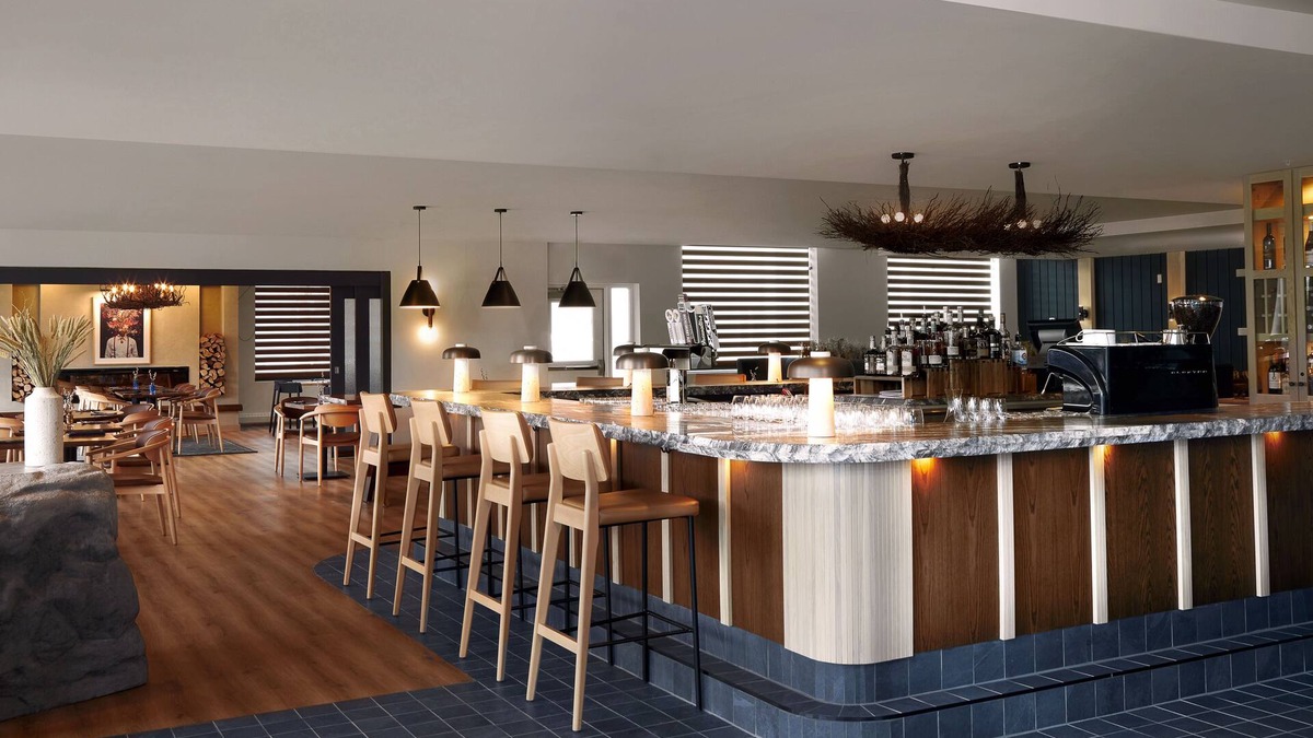 Jasper Hotel | The Crimson Jasper