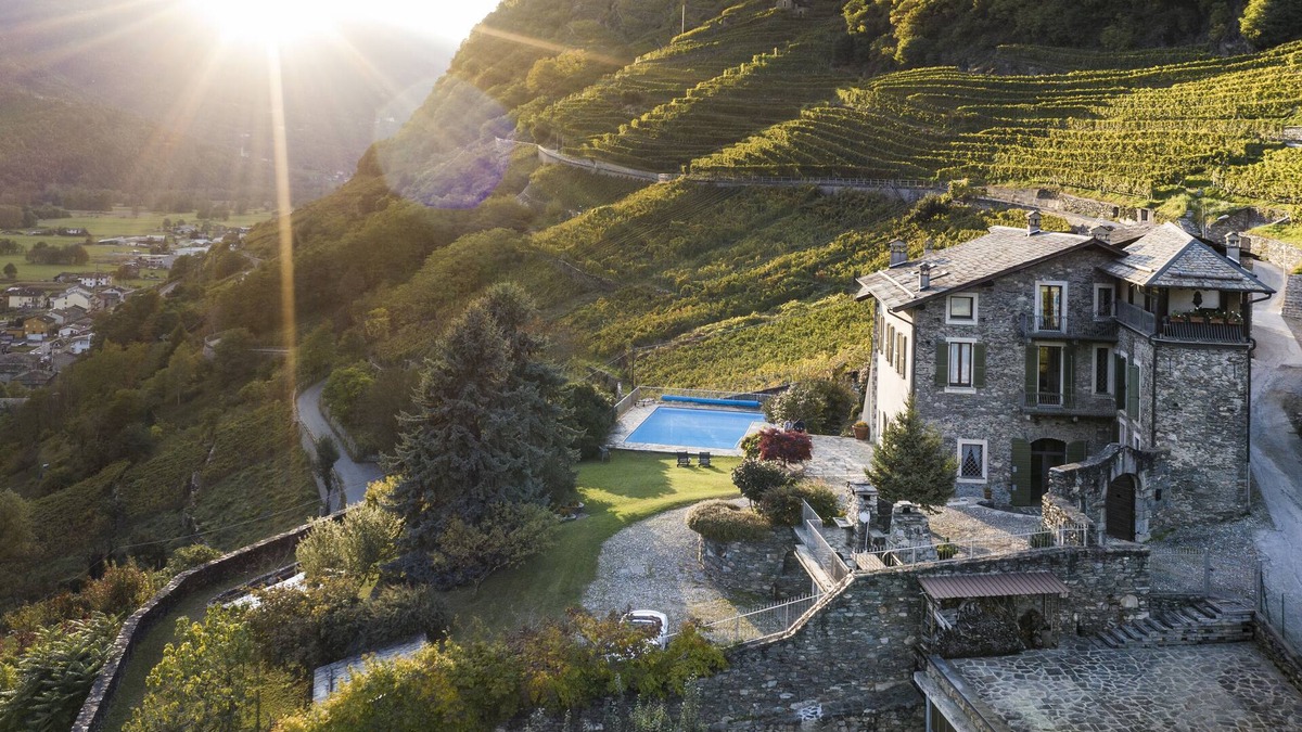 Teglio Villa | The Crown of the Valtellina