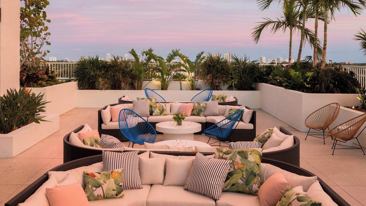 Downtown Fort Lauderdale Hotel | The Dalmar, Fort Lauderdale, a Tribute Portfolio Hotel