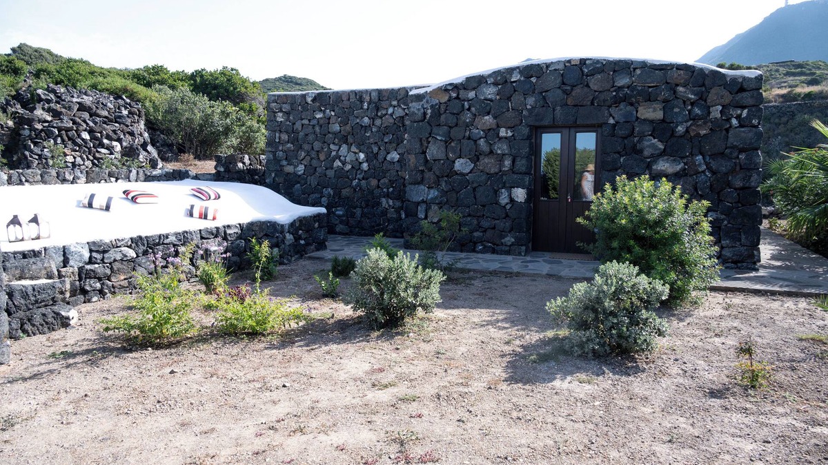 Kamma Ski Chalet | The Dammusino of Kamma Sopra