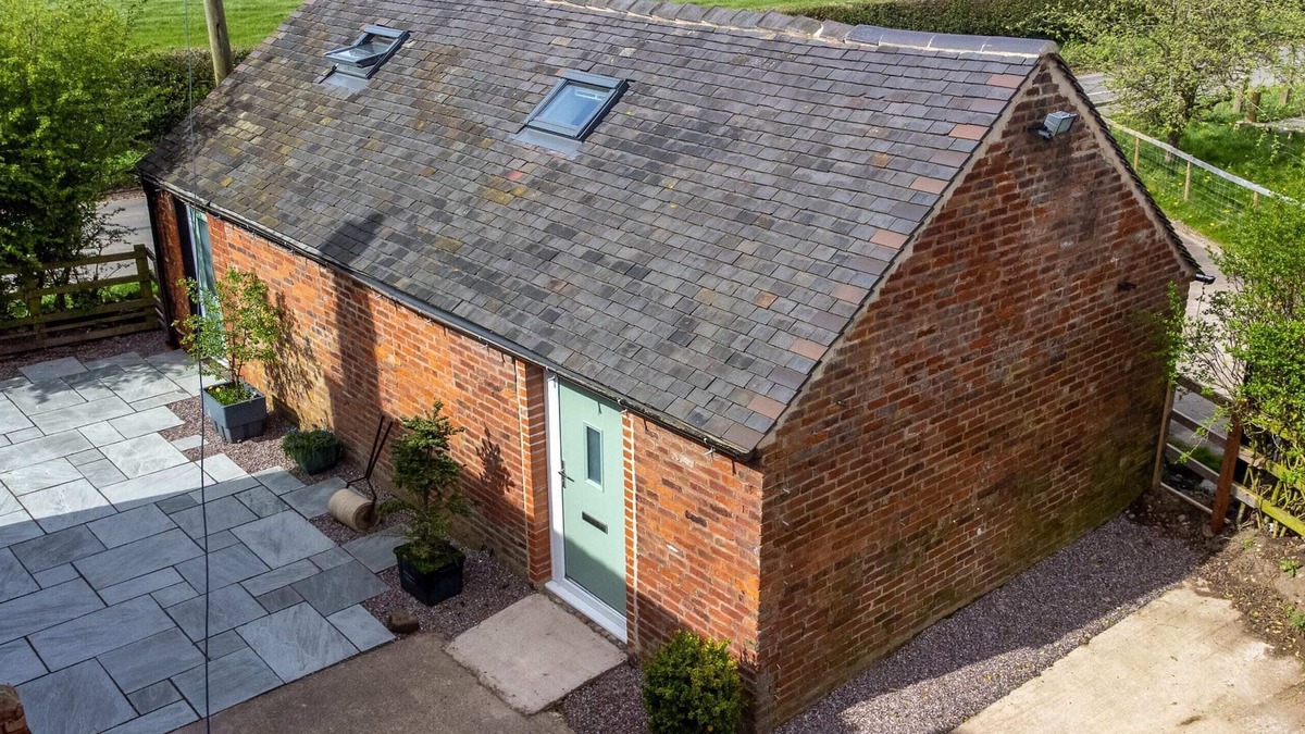 Rugeley House | The Den: Beautiful Farm Near Cannock Chase