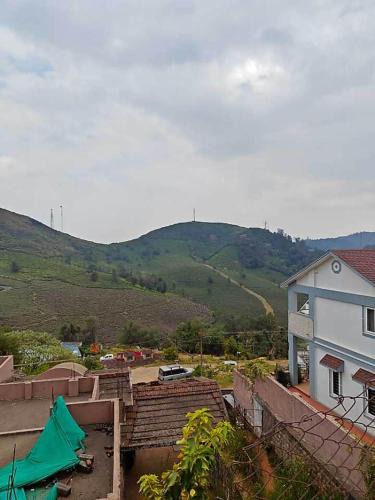 Fern Hill House | The Dew Nest