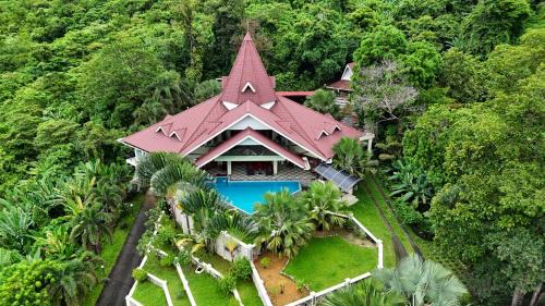 Kuala Teriang Villa | The Diamond Villa, Pool & Jacuzzi with Panoramic Views