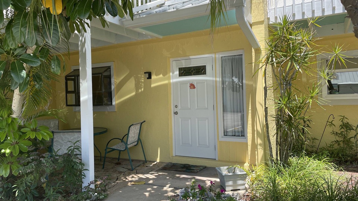 Melbourne Beach House | The Doghouse LLC Rental