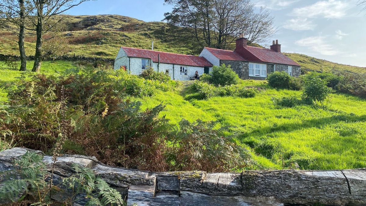 Kirkcudbright Cottage | The Drovers Cabin - a chalet that sleeps 4 guests in 2 bedrooms