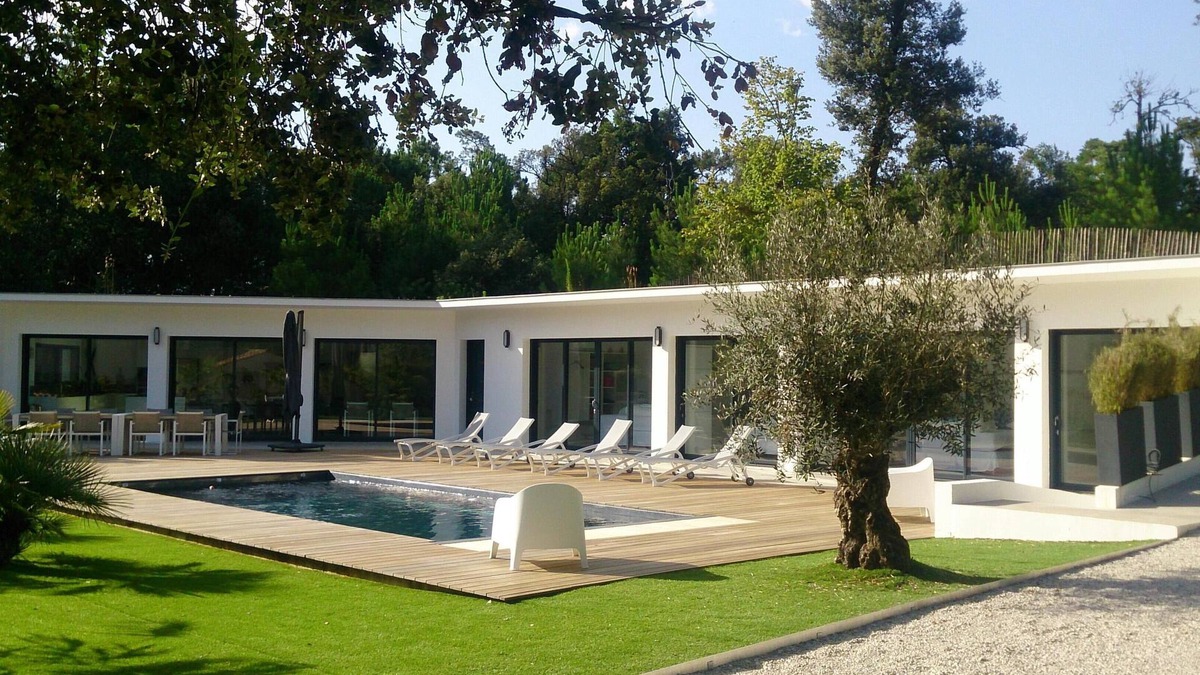 Saint-Palais-sur-Mer Villa | THE DUNE VILLA PLATIN ST PALAIS SUR MER