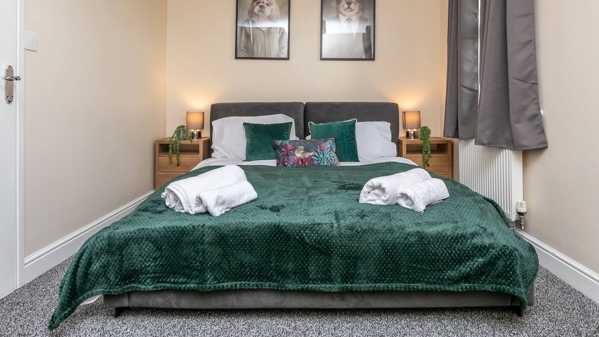Chorley House | The Durham Place - Exceptionally spacious five bedroom house in Buckshaw Village