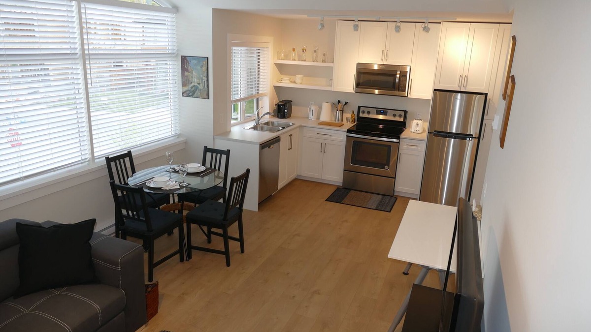 Sidney House | The Eagle's Nest - NEW LISTING