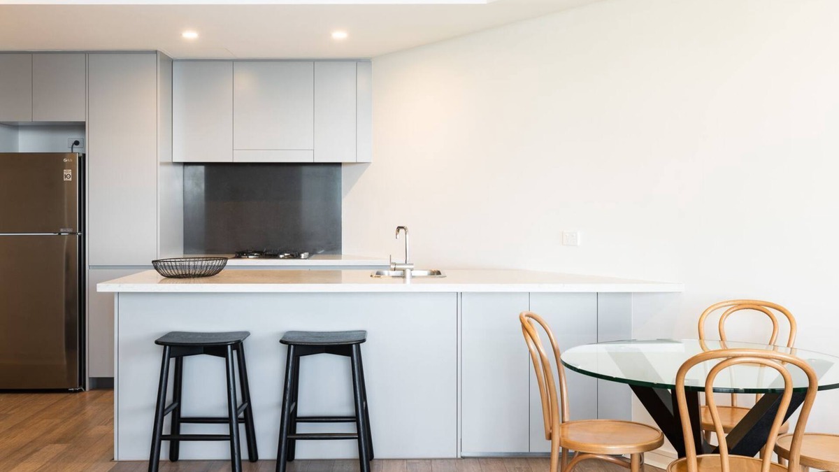 Newcastle Apartment | The Edge - family apartment overlooking Newcastle Beach
