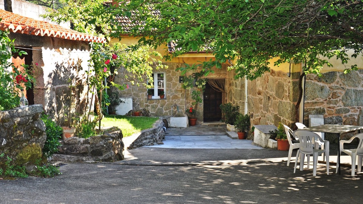 Salvaterra de Mino House | The Eido of Esther (Casa do Rural)
