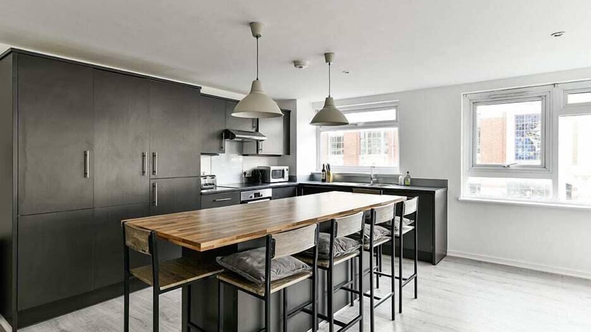 Brompton & Hans Town Apartment | The Elden No2 Fairway Hosting