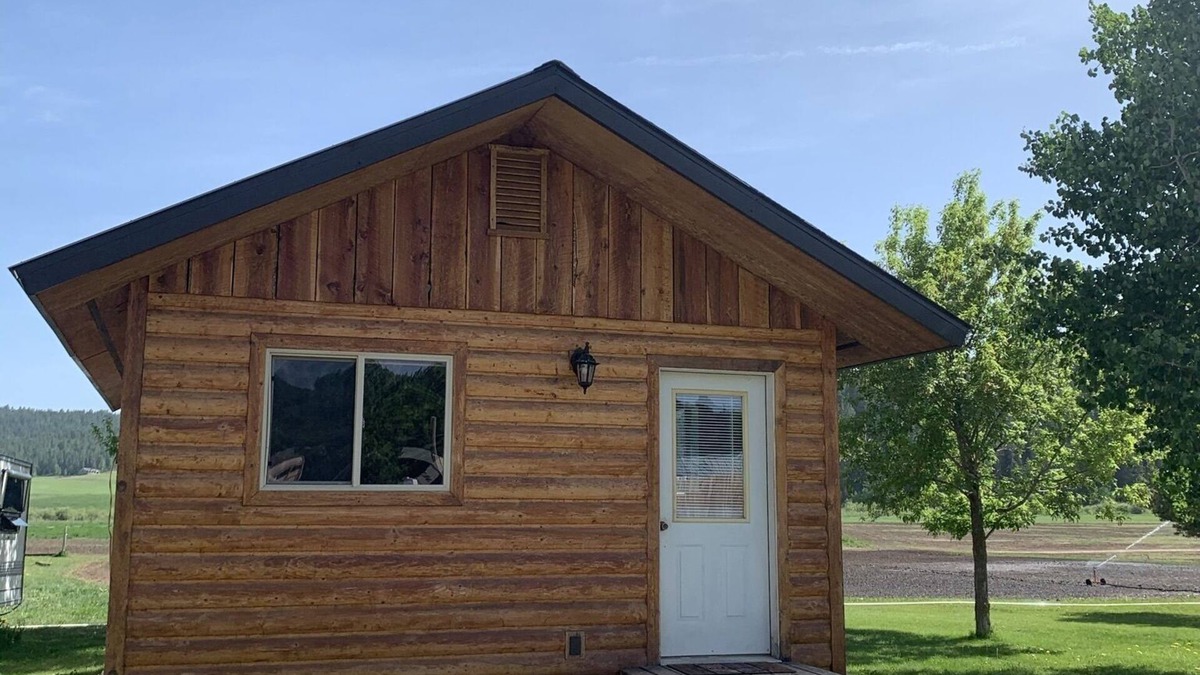 Freedom Cabin | The Elk Cabin a rustic ranch cabin