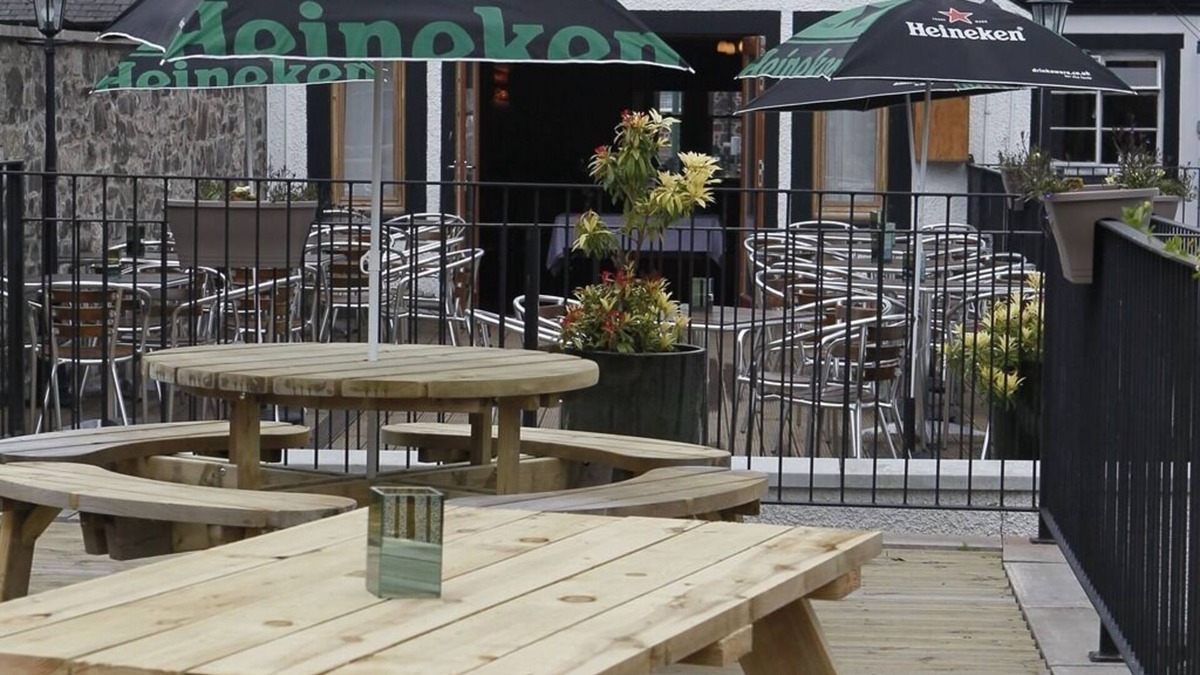 Biggar Hotel | The Elphinstone Hotel