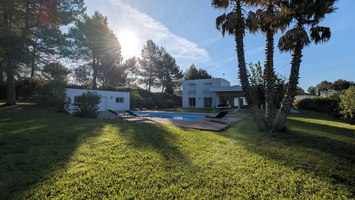 Grabels House | The Emma Luxe collection Piscine Nature clim 5 min from Montpellier