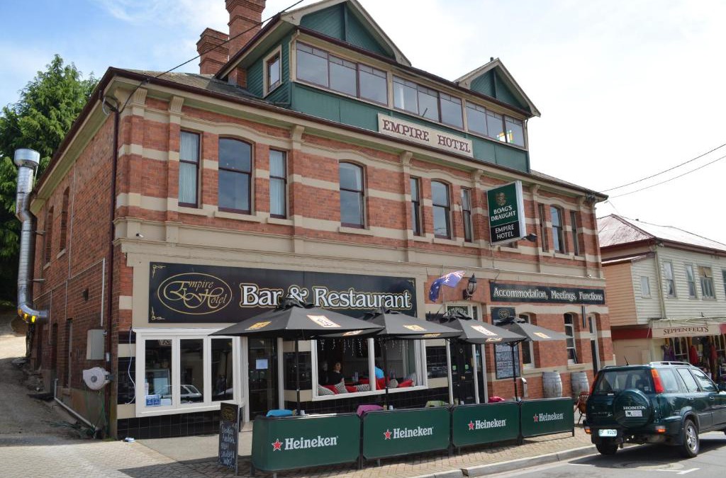 Deloraine Hotel | The Empire Hotel Deloraine