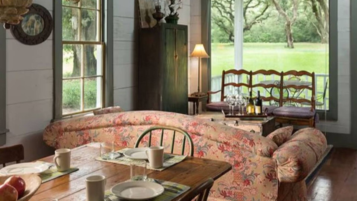 Cat Spring House | The Enchanting Lehmann House on our Cowboy Ranch B&B with optional activities!