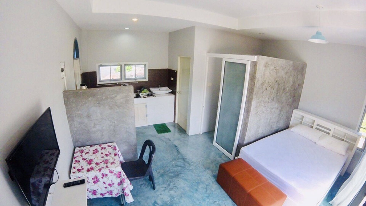 Si Sunthon Apartment | The Endless Apartment: AC 3