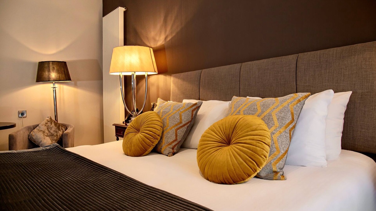 Enniskillen Hotel | The Enniskillen Hotel and Motel