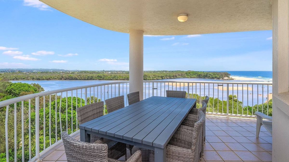 Currimundi Apartment | THE ENTRANCE UNIT 13 - Relax on a sunlit balcony overlooking Currimundi Lake and the ocean