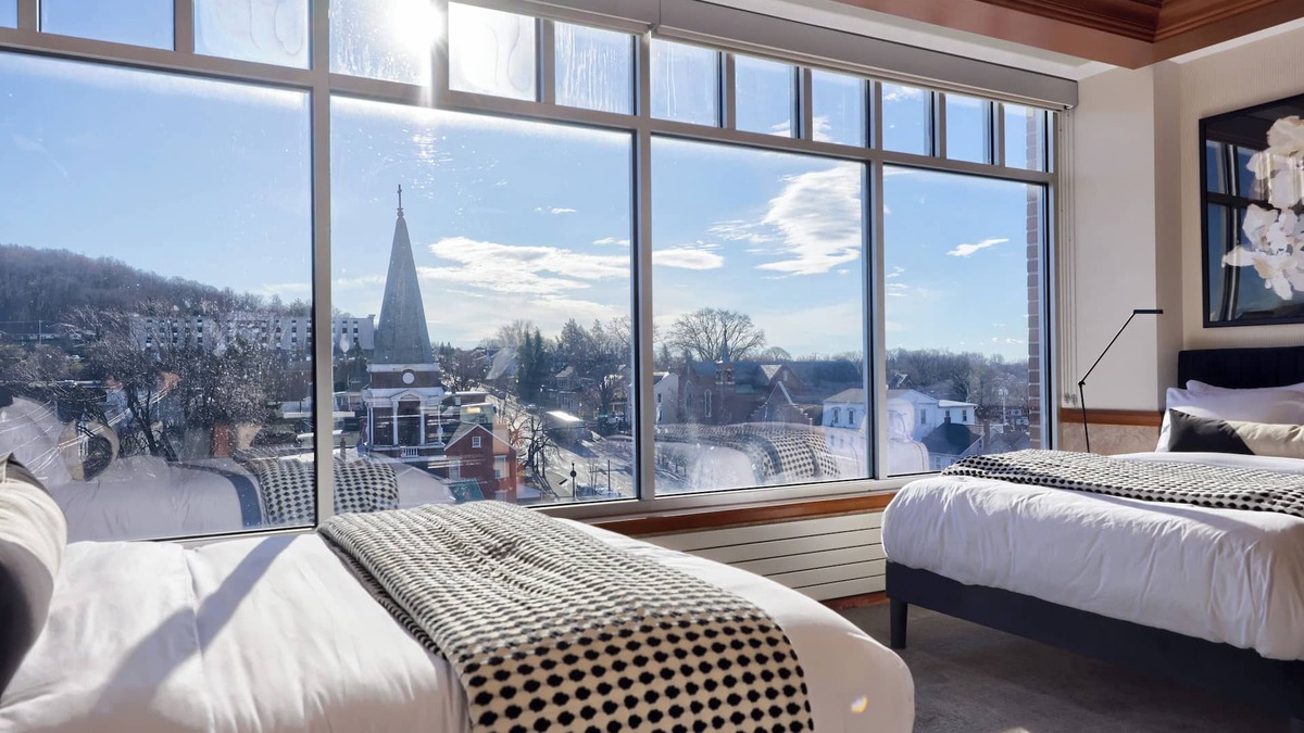 Ephrata Hotel | The Executive Suites and Venue
