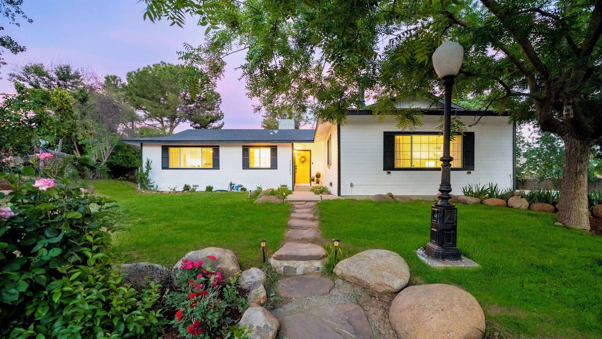 Springville House | The Fairway House at River Island Golf Course