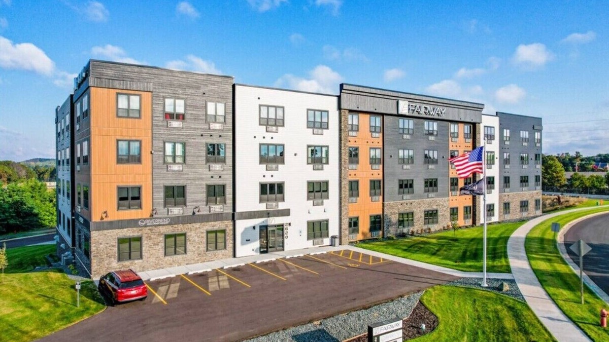 Altoona Apartment | The Fairway