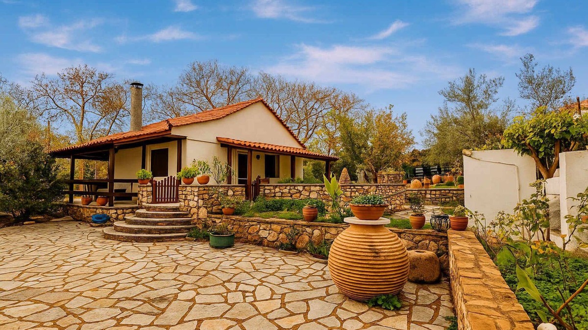 Aipeia House | The Fairytale House Seaside Retreat