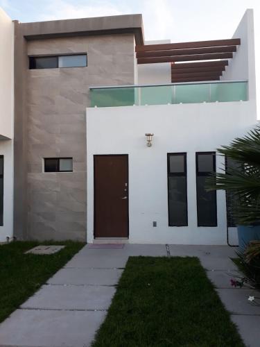 San Luis Potosi House | The Family House