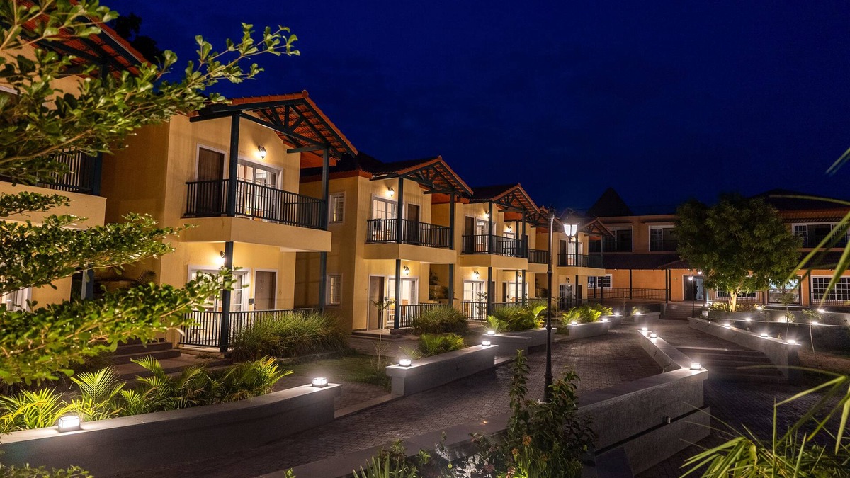 Dhari Resort | The Fern Wisteria Resort Dhari