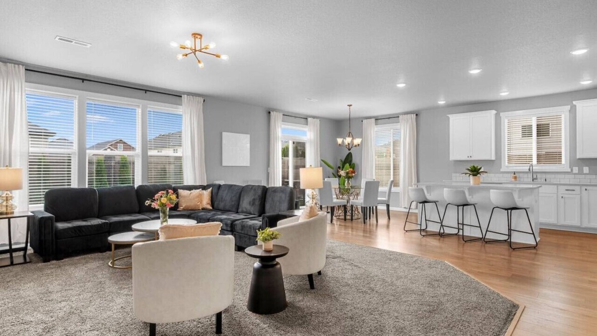 West Richland House | The Fernow Flat - Close to Hanford