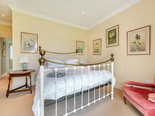 Durnford House | The Fishing Lodge