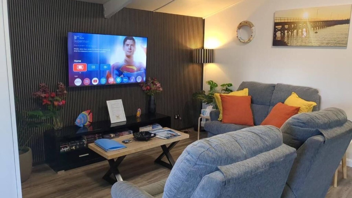 North Moonta House | The Flat on Muddy- Welcome to your stylish home away from home!